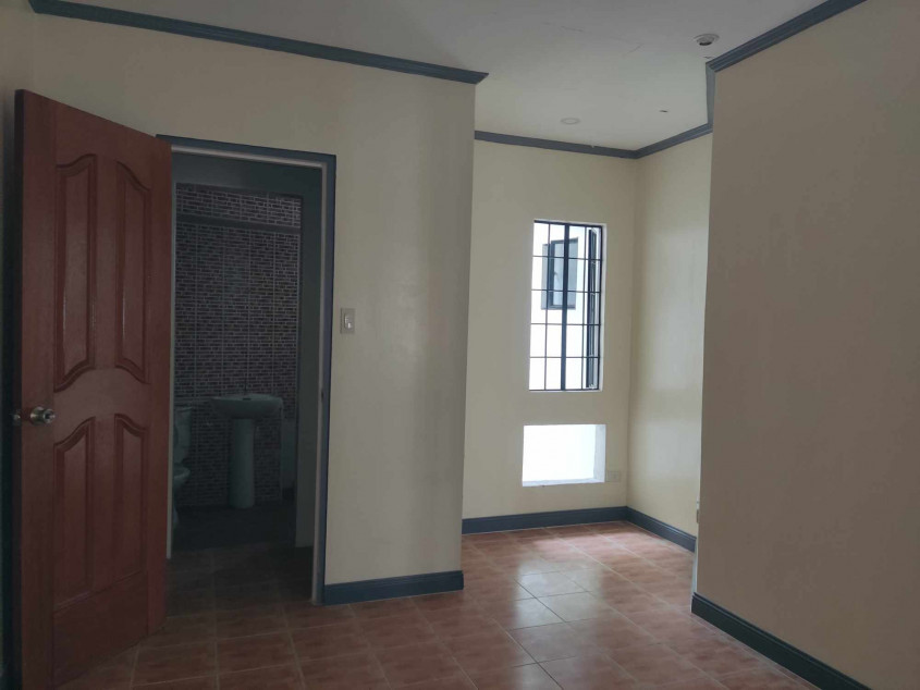 Townhouse And Lot For Sale | Jem 4, Tandang Sora, Quezon City