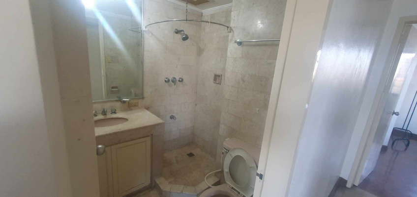 Condo Unit For Sale At Bayview International Towers Parañaque