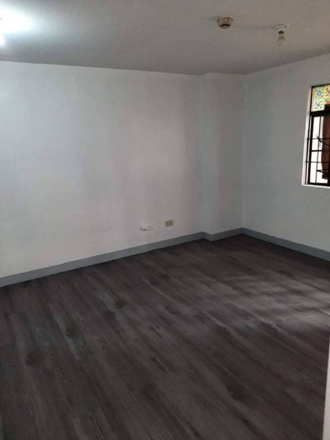 2 BR Loft Type Unit At California Garden Square - Mandaluyong City For Sale