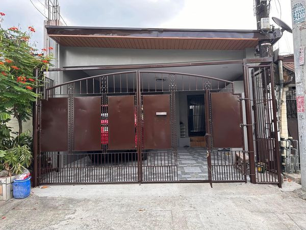 House And Lot For Sale In Project 8, Quezon City