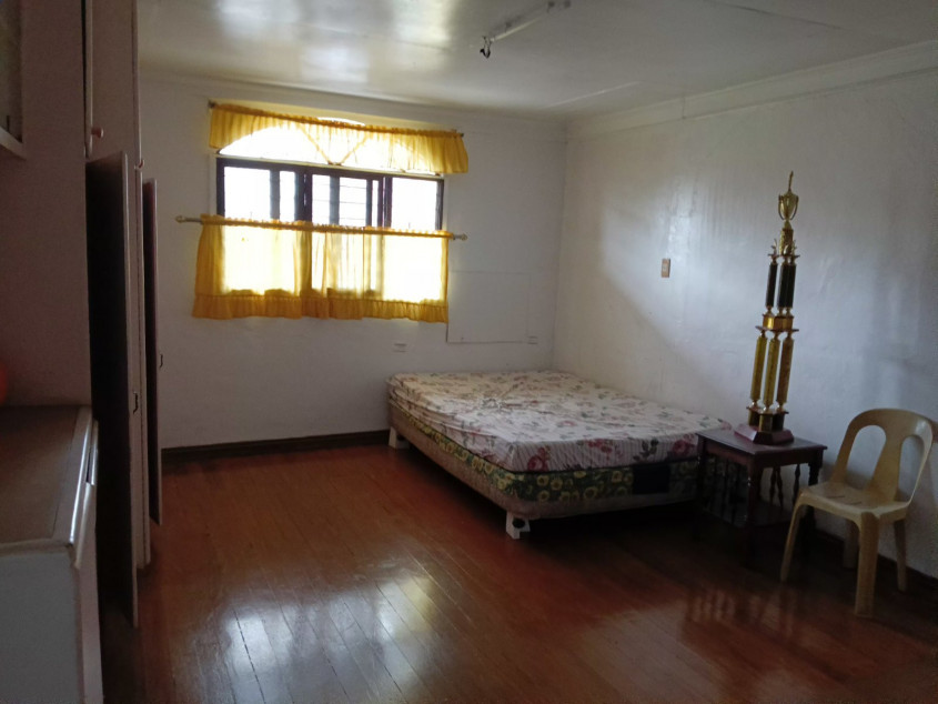 House For Sale At Villa Lourdes Subdivision, Quezon City