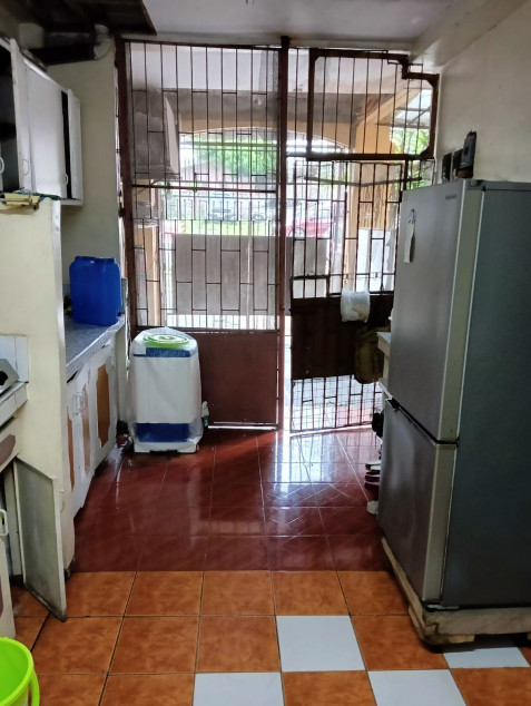 House For Sale At Villa Lourdes Subdivision, Quezon City