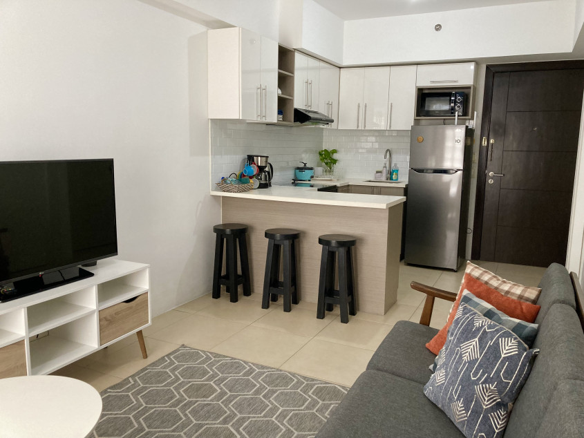 New Fully Furnished Condo Rental In BGC, Taguig
