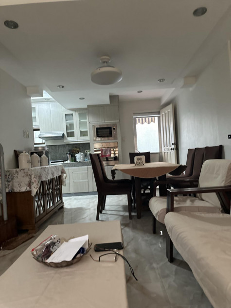 Apartment Room For Rent In Project 2-B, Quezon City