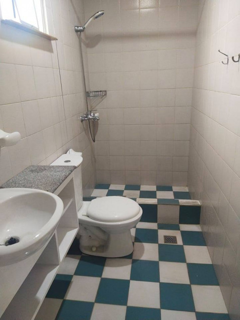 Rush: 4BR House Near Vermosa (The Parkplace Village) Imus, Cavite For Sale