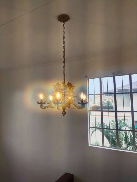 Rush: 4BR House Near Vermosa (The Parkplace Village) Imus, Cavite For Sale