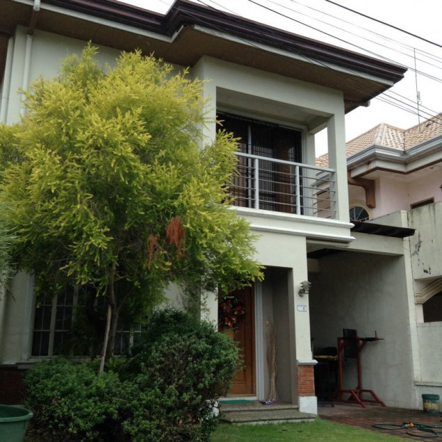Rush: 4BR House Near Vermosa (The Parkplace Village) Imus, Cavite For Sale