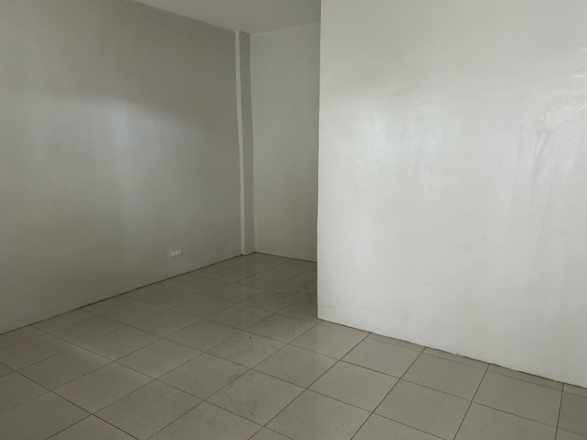 Rush House And Lot For Sale In Angeles, Pampanga