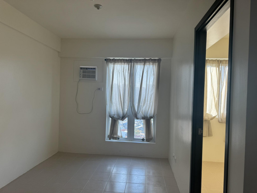 1 Bedroom Unit Condominium, Unfurnished For Rent In Pasig