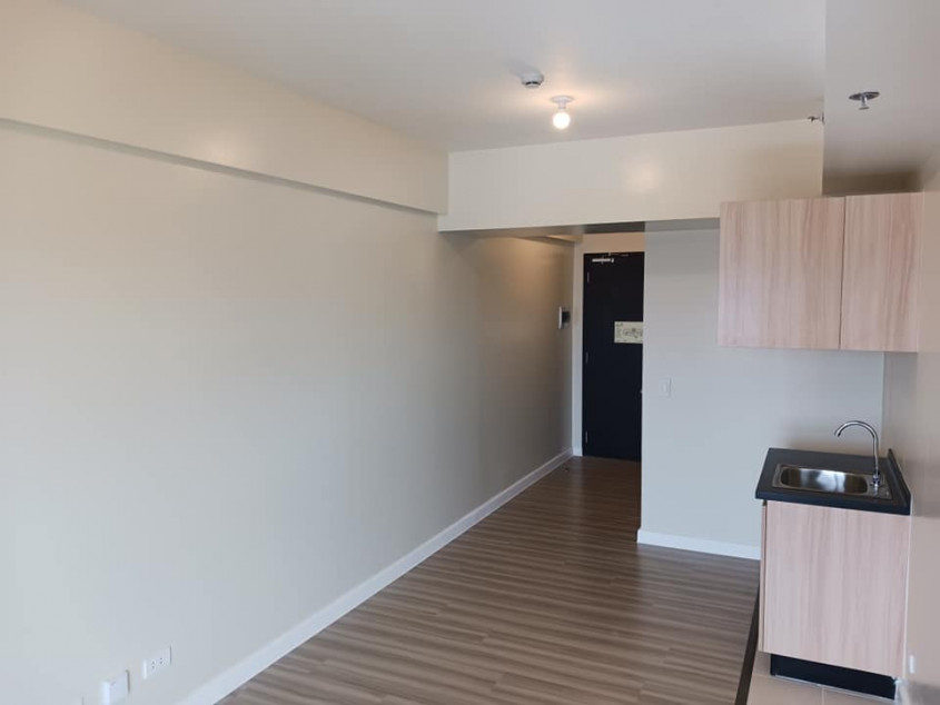 Studio Unit Condo For Sale In Makati Near Glorietta Greenbelt Makati Medical Center and Ayala Ave
