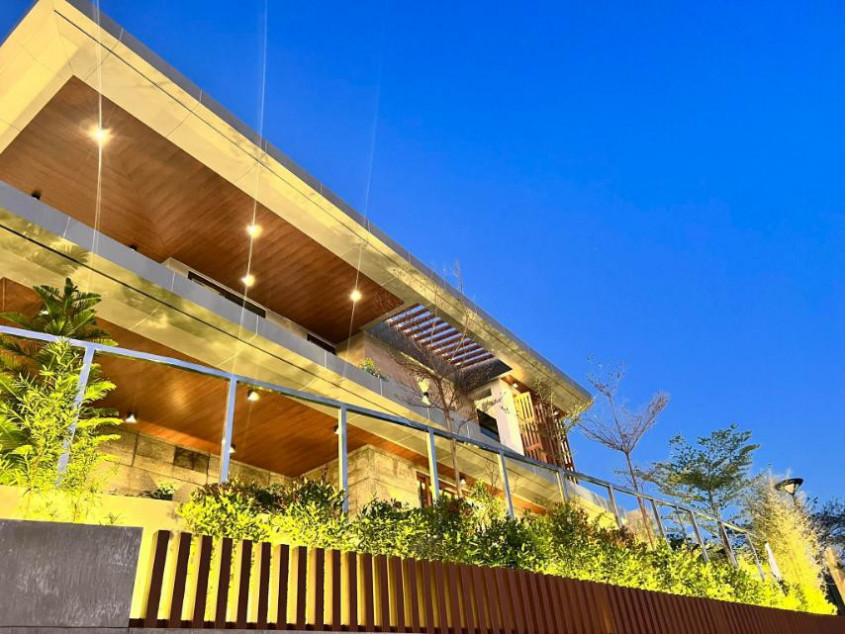 Brand New House And Lot At Ayala Greenfields Estate, Calamba, Laguna