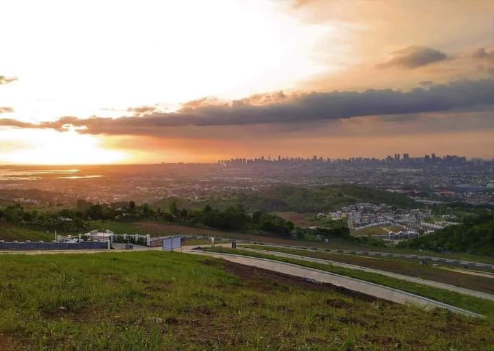 Lot Only At The Peak - Havila Taytay, Rizal