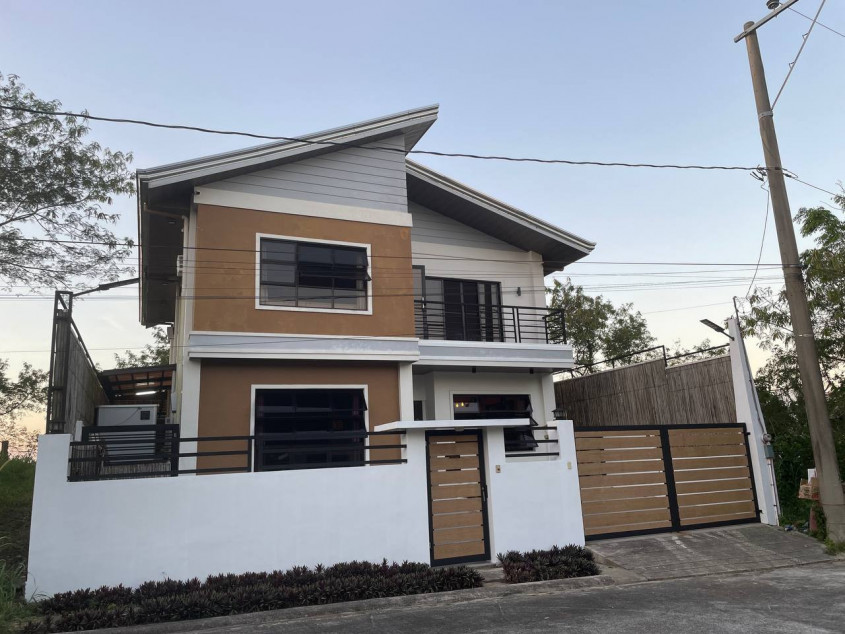 5 Bedroom Cozy Rest House In Tagaytay