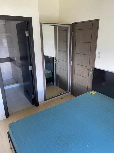 Condominium For Rent At The Magnolia Residences (Near Robinson Magnolia Mall) Quezon City