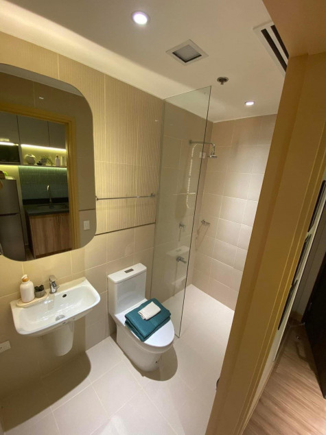 Pre-Selling Condo In Ortigas Center. Olin At Jade Drive