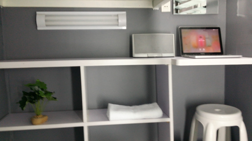 Ervoruto Hostel Makati - Basic Room For Rent