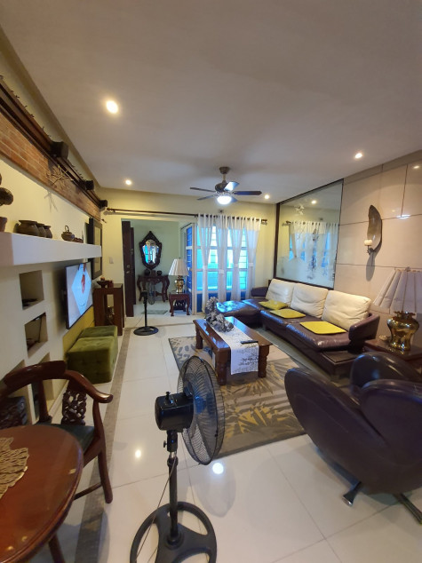 10 Bedrooms House And Lot With Swimming Pool In Vista Verde Exclusive Village Cavite