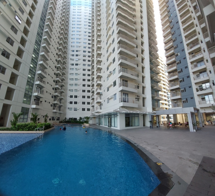 2 bedroom condo for sale infront st. Lukes