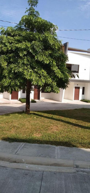 Enclave Kingspoint Subdivision: House And Lot For Sale Novaliches Goodwill Sauyo