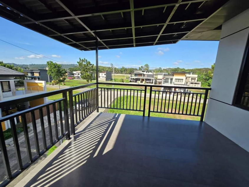 3-Storey House And Lot For Sale At Ciudad Verde Davao City