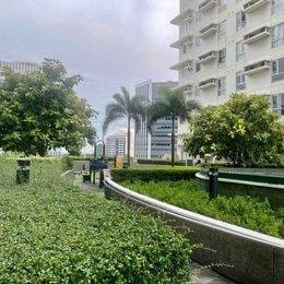 Avida Towers Alabang Balcony Garden Studio Unit for Rent Brgy. Ayala Alabang (Newly renovated)