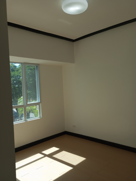 Pleasing Two Bedroom Condo at Vivant Flats for Rent