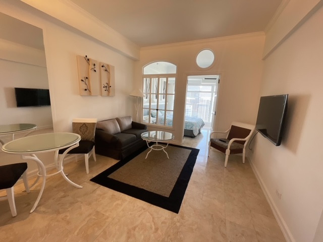 Pleasing One Bedroom Condo at Vivere for Sale