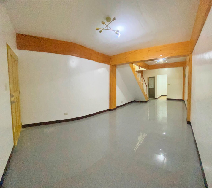 Townhouse Paciano In Calamba, Laguna