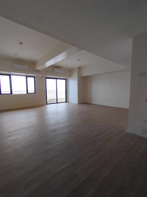 Provision 2 BR With Balcony In Vito Cruz, Manila