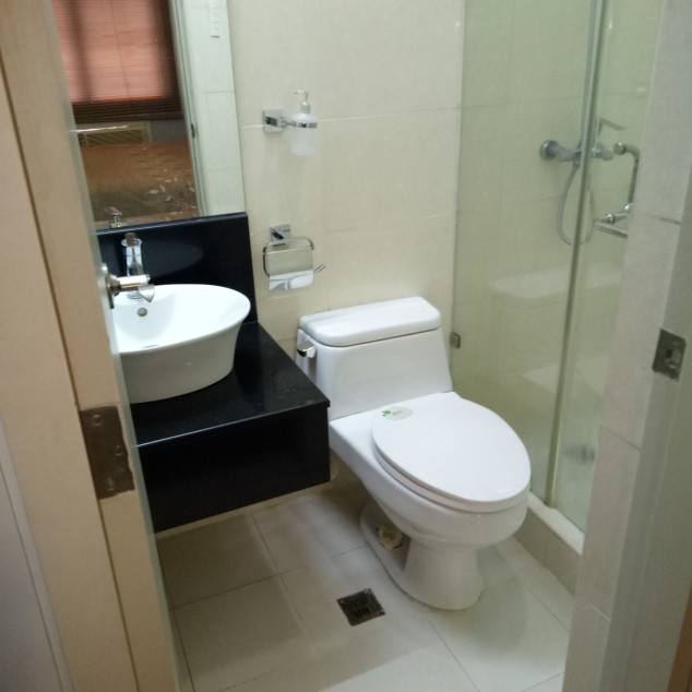 For Rent:  Fully Furnished 1 BR Condo In Pinecrest Residential Resort Condominium Newport City