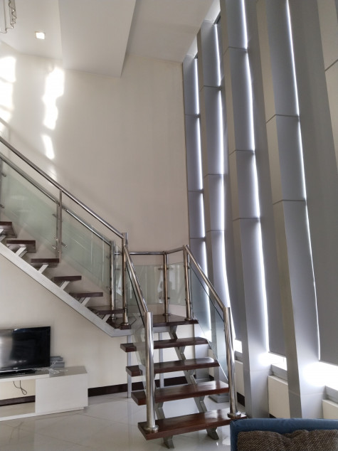 For Sale 3 Bedrooms Penthouse In One Central Makati