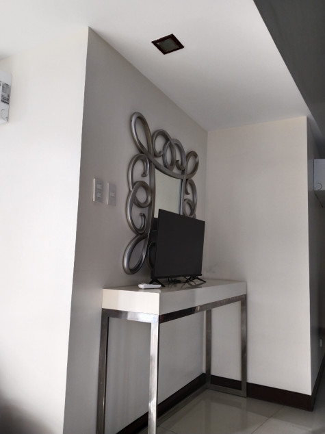 For Sale 3 Bedrooms Penthouse In One Central Makati