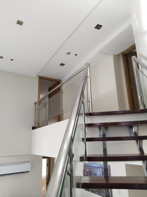 For Sale 3 Bedrooms Penthouse In One Central Makati