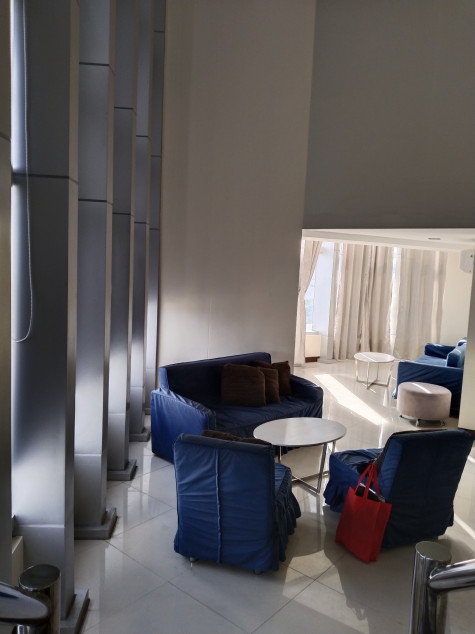 For Sale 3 Bedrooms Penthouse In One Central Makati