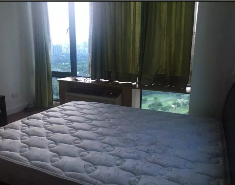 Condo For Sale In Bellagio Tower 2, BGC Near St. Luke's Hospital