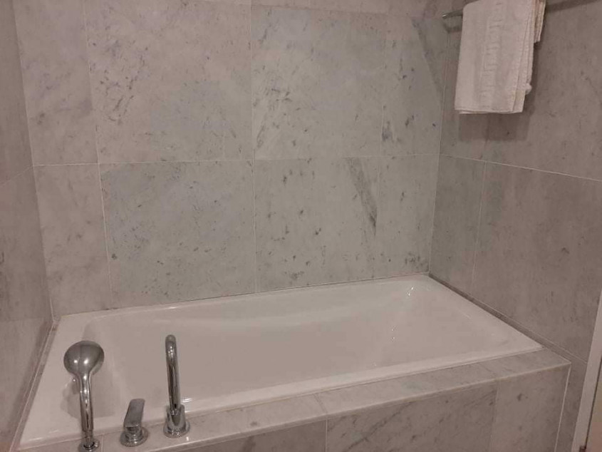 For Sale One Bedroom In Trump Tower, Makati