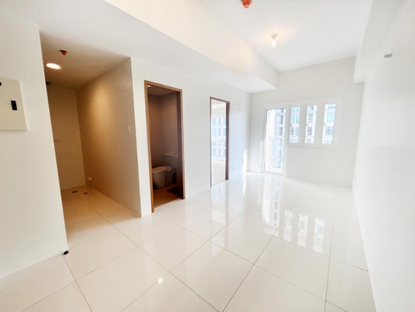 For Sale One Bedroom In Madison Parkwest, BGC, Taguig