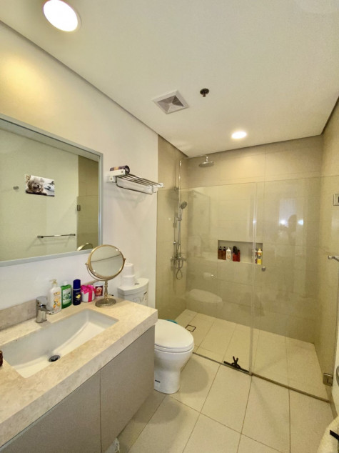 Fully Furnished 2 Bedroom With Parking At 32 Sanson By Rockwell Cebu