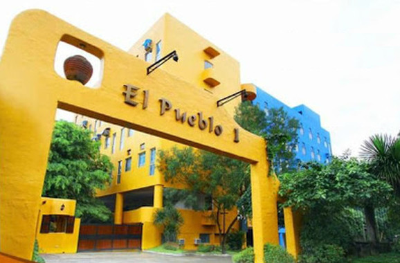 3-Bedroom Unit With Aircon In El Pueblo One Condo Quezon City