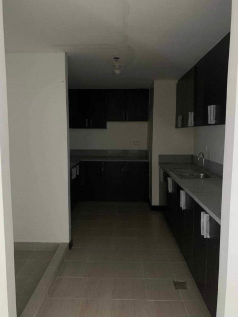 RFO/Rent To Own 3 Bedrooms Condo For Sale Chino Roces Makati City