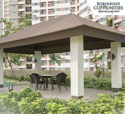 For Sale Studio Condo Unit in Axis Residences, Pioneer, Mandaluyong City