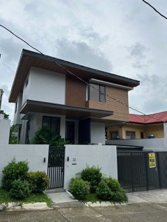 2-Storey House At Filinvest Heights Quezon City