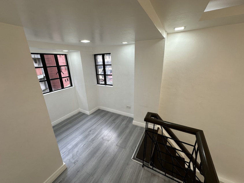 Condo Unit At Manggahan Village Condominium Pasig