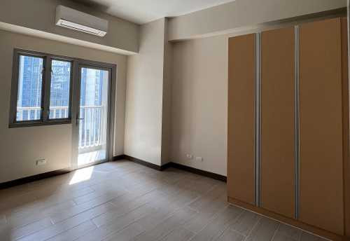 Rent To Own Executive 1 Bedroom Condo For Sale In The Ellis Makati CBD