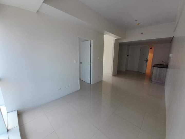 2 BR For Sale In 100 West Makati