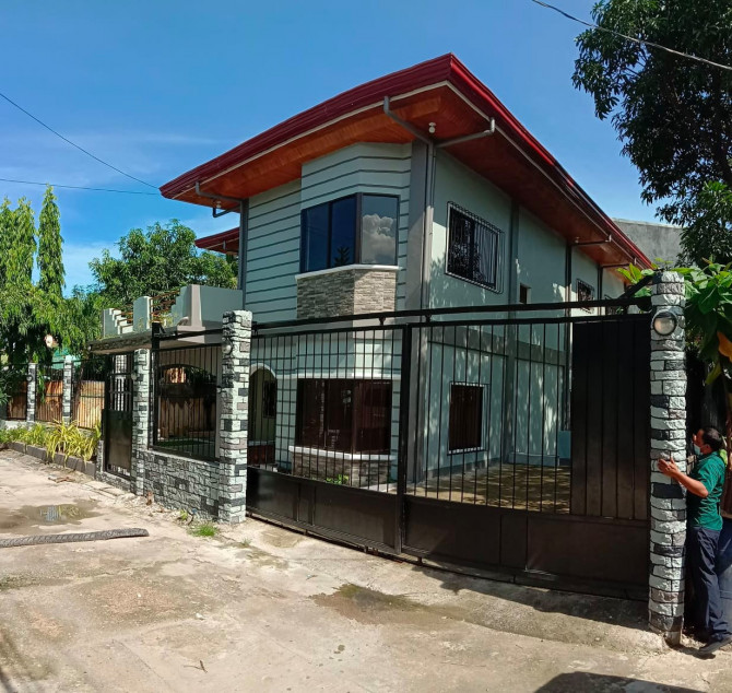 Ready For Occupancy 6 Bedroom 2-Storey Single Detached House In Mandaue City