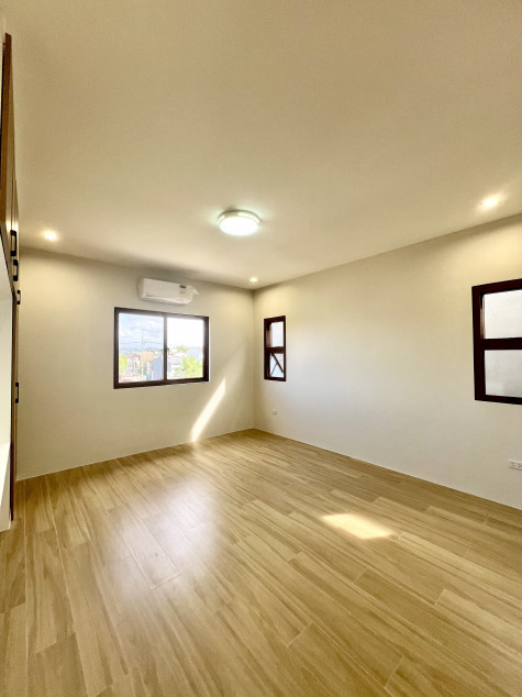 Greenwoods Executive Village Modern House and Lot for Sale