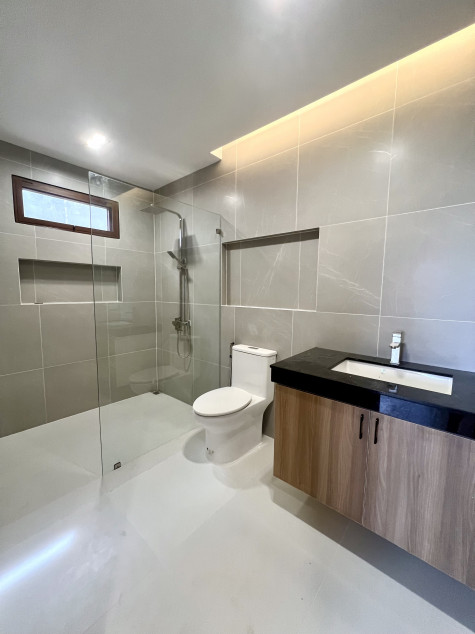 Greenwoods Executive Village Modern House and Lot for Sale