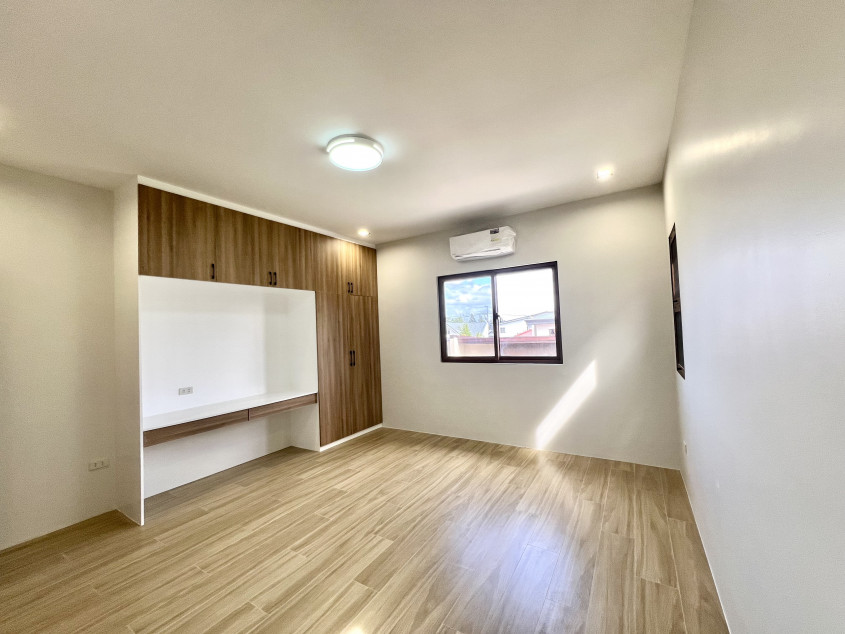 Greenwoods Executive Village Modern House and Lot for Sale