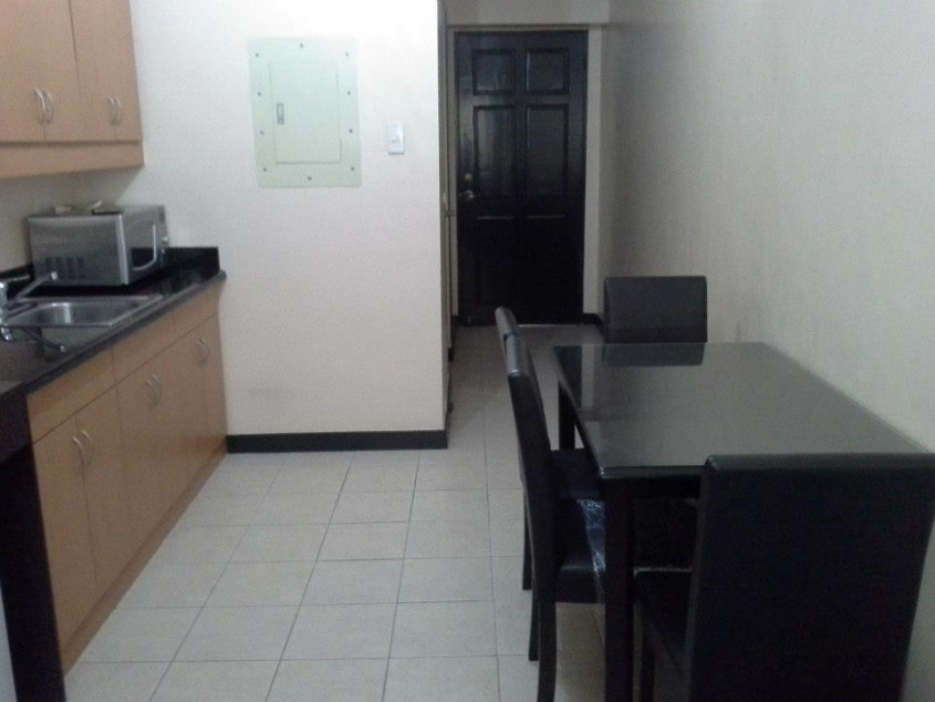 Rush Sale Cypress Towers Taguig Studio Unit Furnished